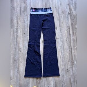 Size 2 Navy Yoga Pants